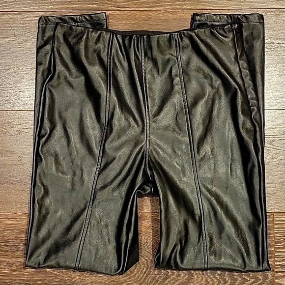 Forever 21 Pants - ❤️ FOREVER 21 VEGAN LEATHER HIGH RISE SKINNY ANKLE SIDE ZIP PANTS, LARGE